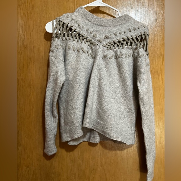 White + Warren Sweaters - White+ Warren $320 Sz M 100% Cashmere Lace Yoke Crew Neck Sweater Gray RARE